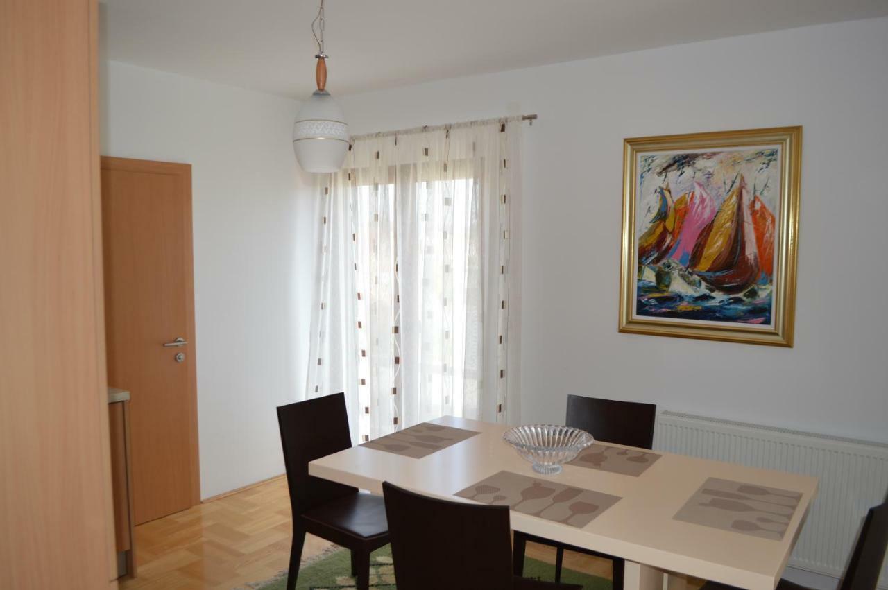 Apartmani Mila Sukošan Eksteriør bilde